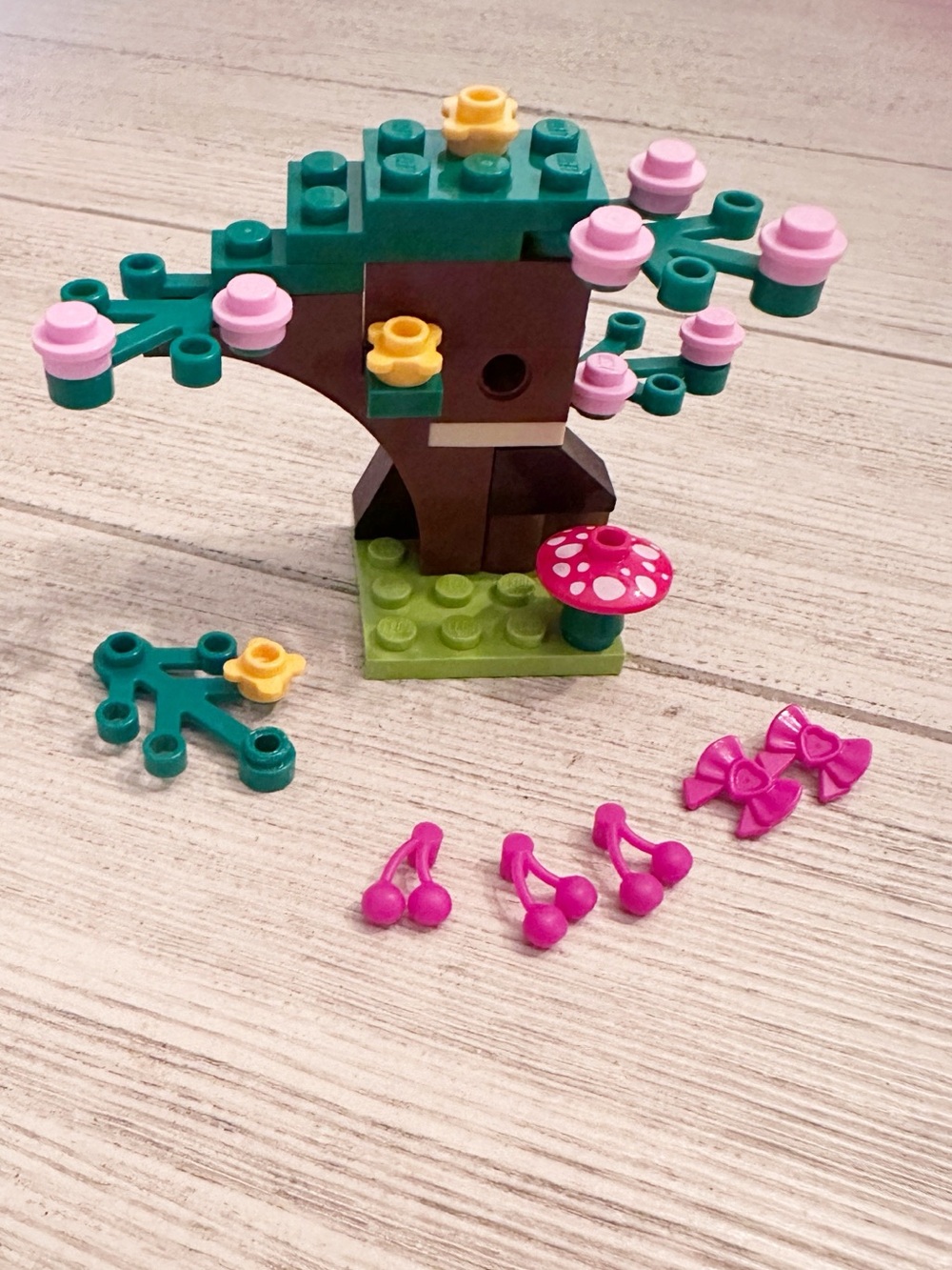 LEGO Friends Fawn’s Forest 41023